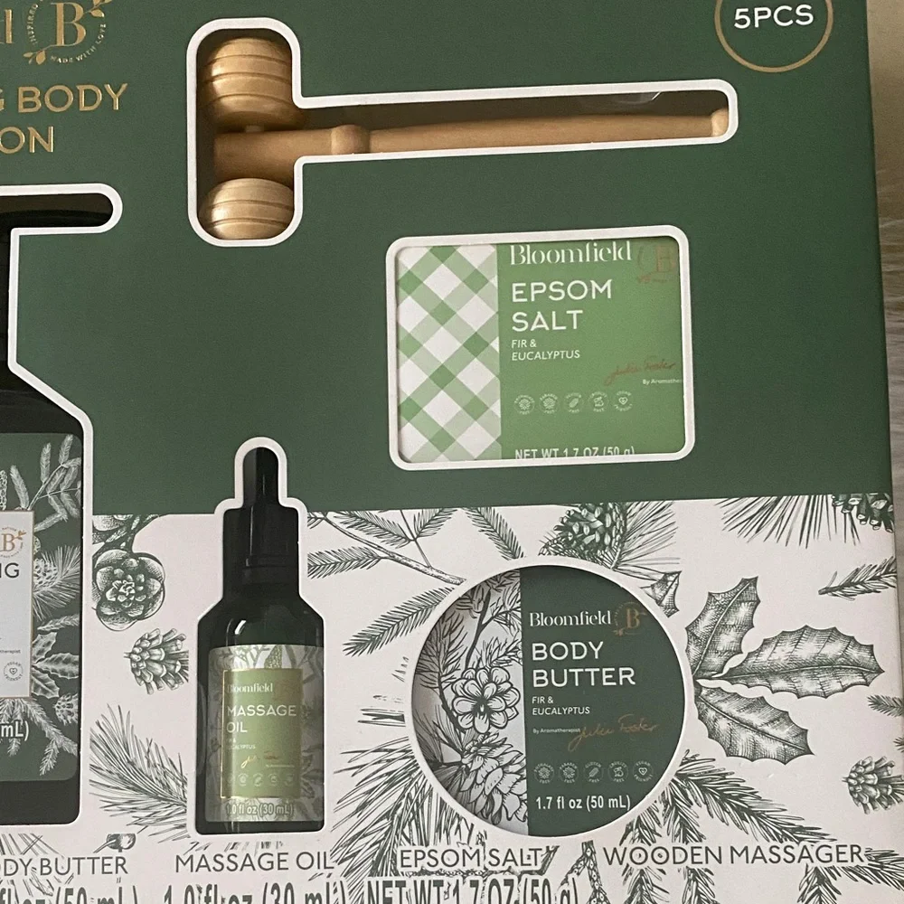 Bloomfield Relaxing Body Collection - Eucalyptus Bath Set new in box